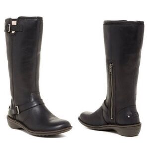 Ugg Australia Women's Riding Tupelo Boots